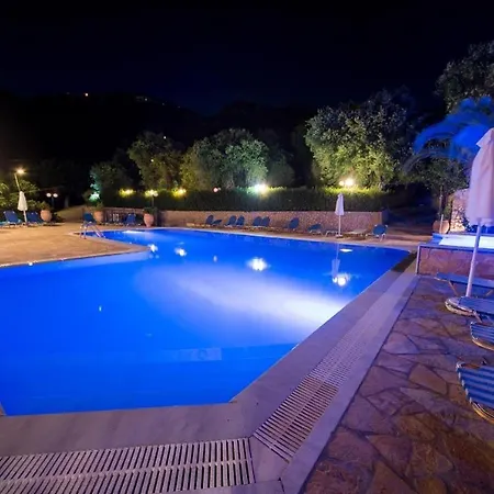 Arianna Ground Floor 2 Apartament *